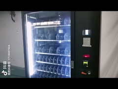 Automat z tanimi przekąskami i napojami z klawiaturą i systemem chłodzenia