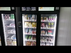 Bezobsługowy sklep detaliczny z inteligentną lodówką